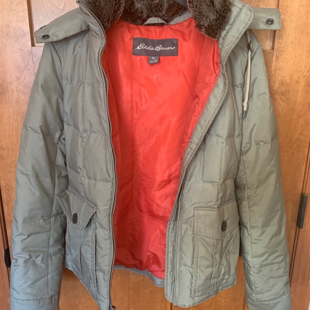 Super cute Eddie Bauer Parka XS